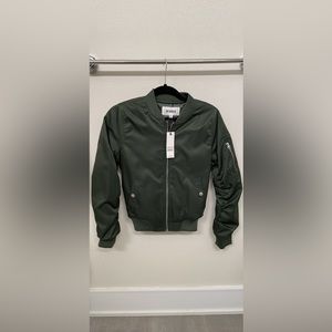 BB Dakota Bomber Jacket - army green size XS never worn with tags.